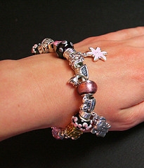 pandora bracelet pink